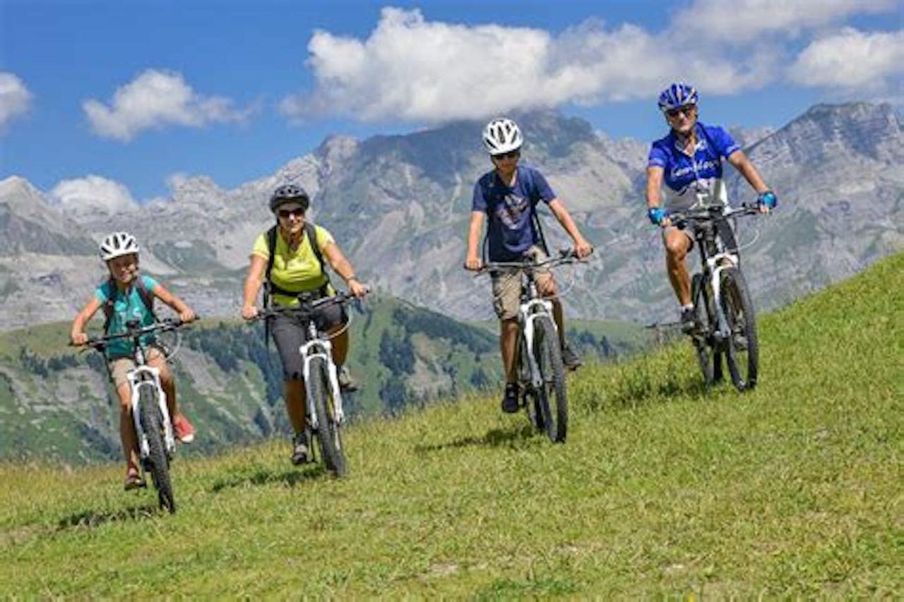 فيلا كومْبلوفي Les Aiguilles De Warens المظهر الخارجي الصورة